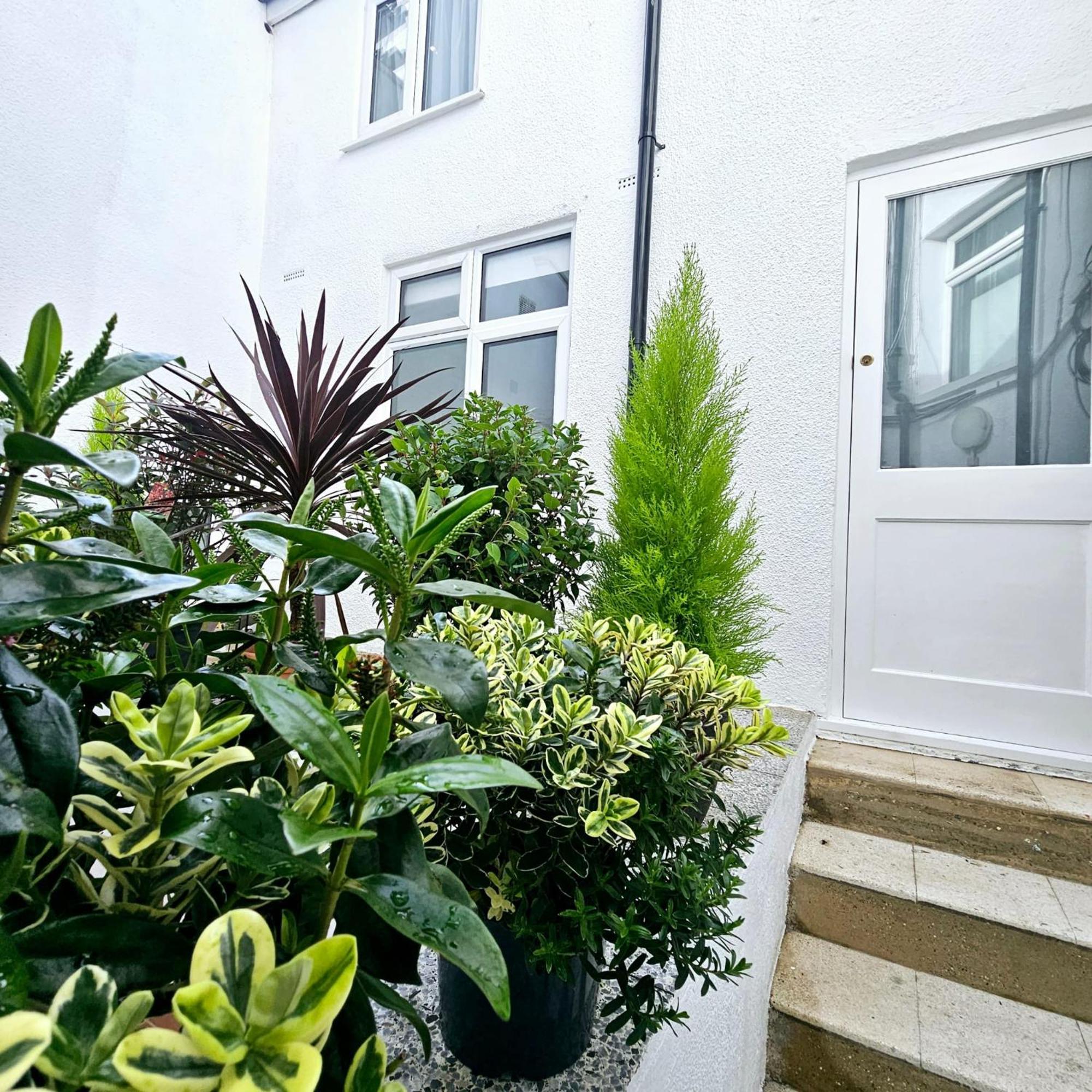 Mentone Hotel London Bagian luar foto